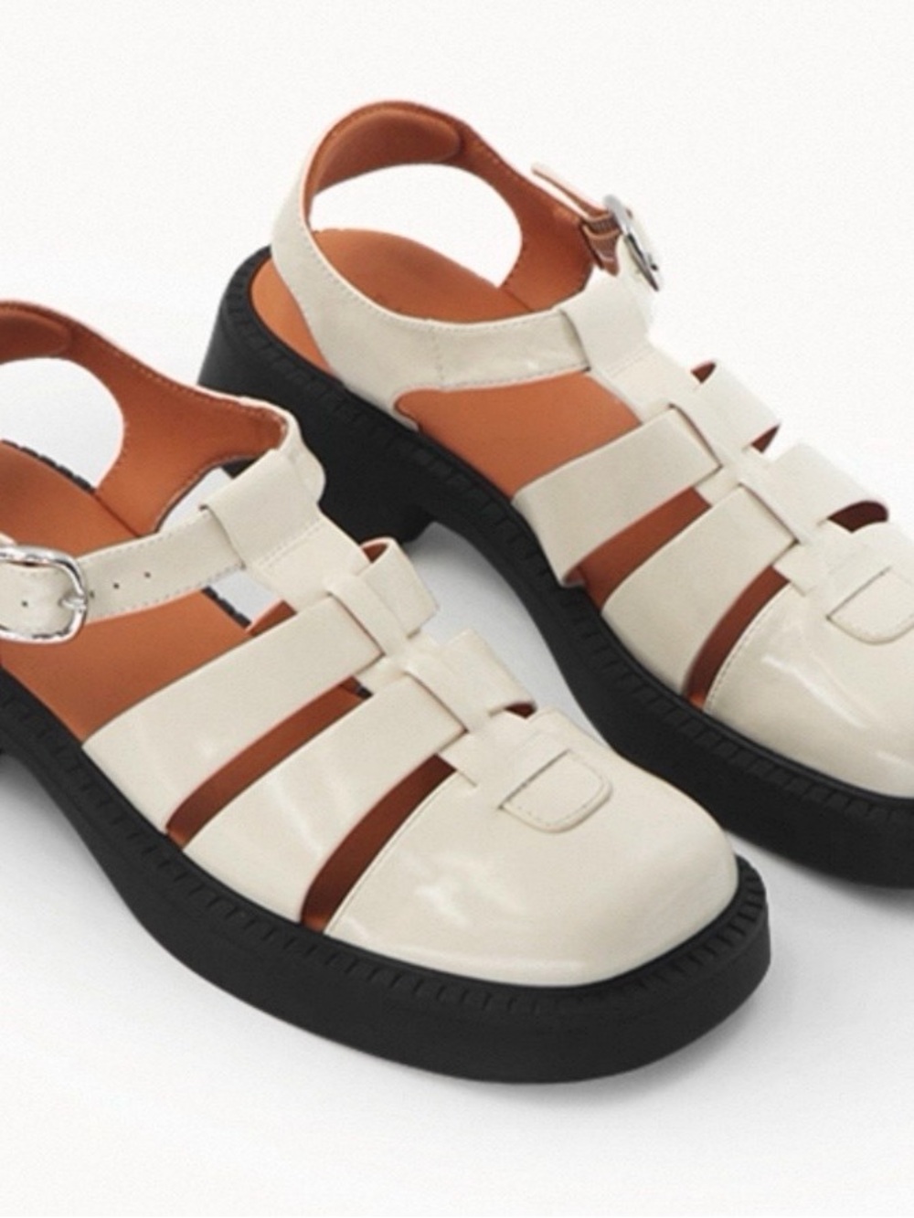 Roman Sandals - Picture 3 of 6